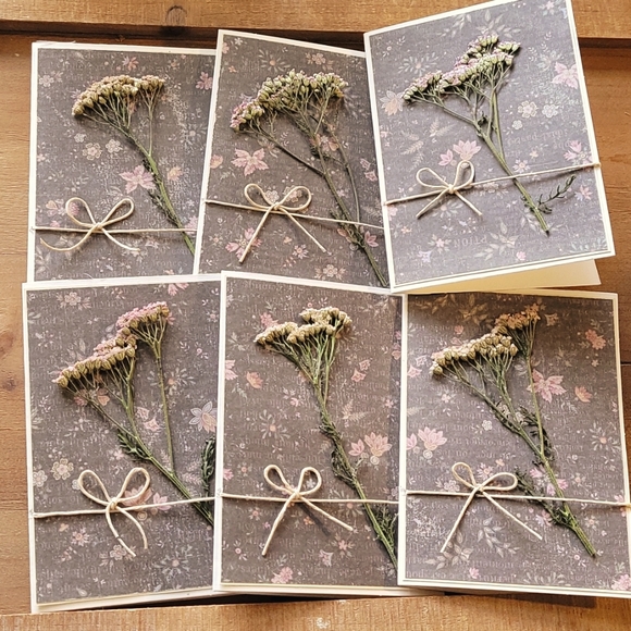 🌟LAST ONE🌟Dried Yarrow Flower Set of 6 Handmade cards - Picture 2 of 8